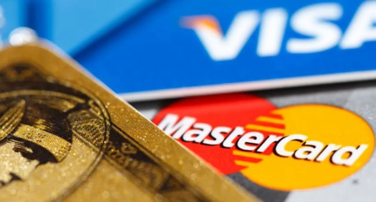How Business Credit Cards Affect Your Personal Credit  