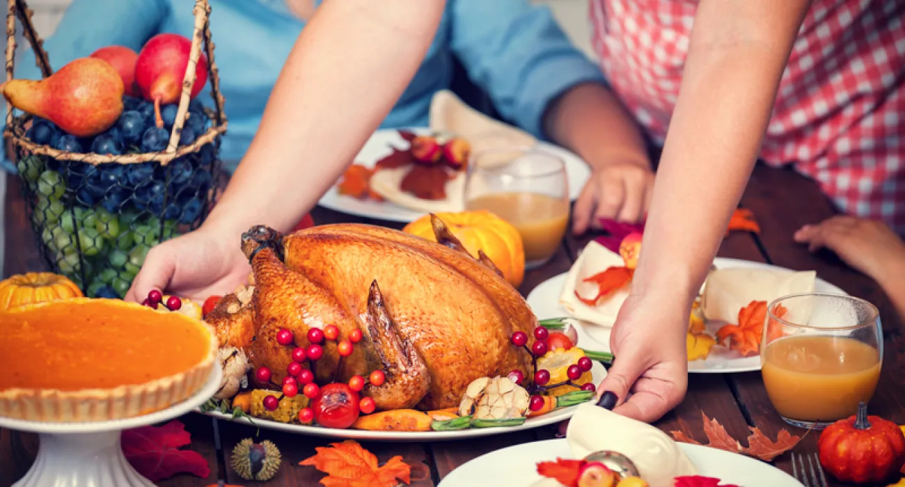 Six Smart Ways To Save Money On Thanksgiving Dinner