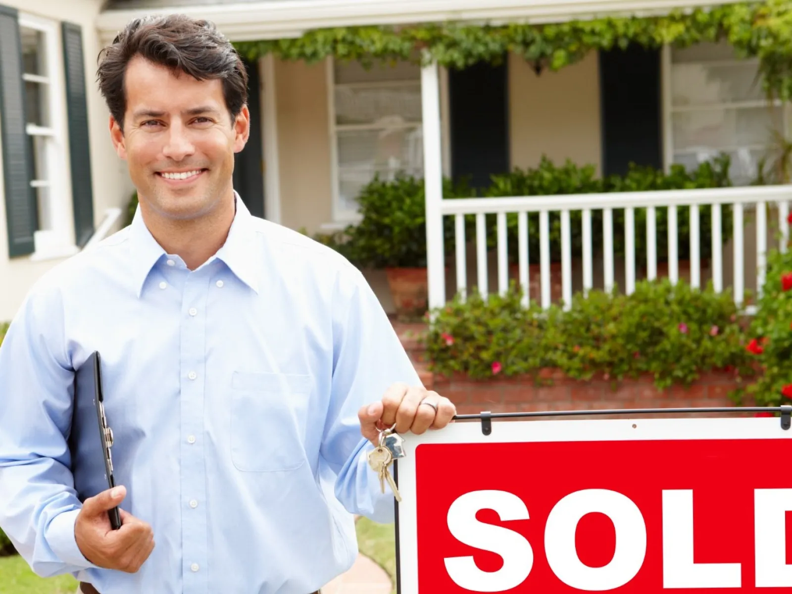 man sold house