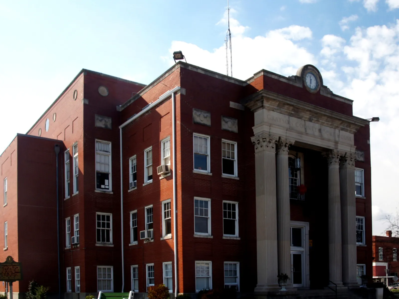 Residential and Commercial Inspection in Grayson, Grayson Home Inspections, Grayson Home Inspector, a home pro inspector in Grayson, FAA Certified Drone Inspections in Grayson, Sewer Scope Inspections in Grayson, FAQs