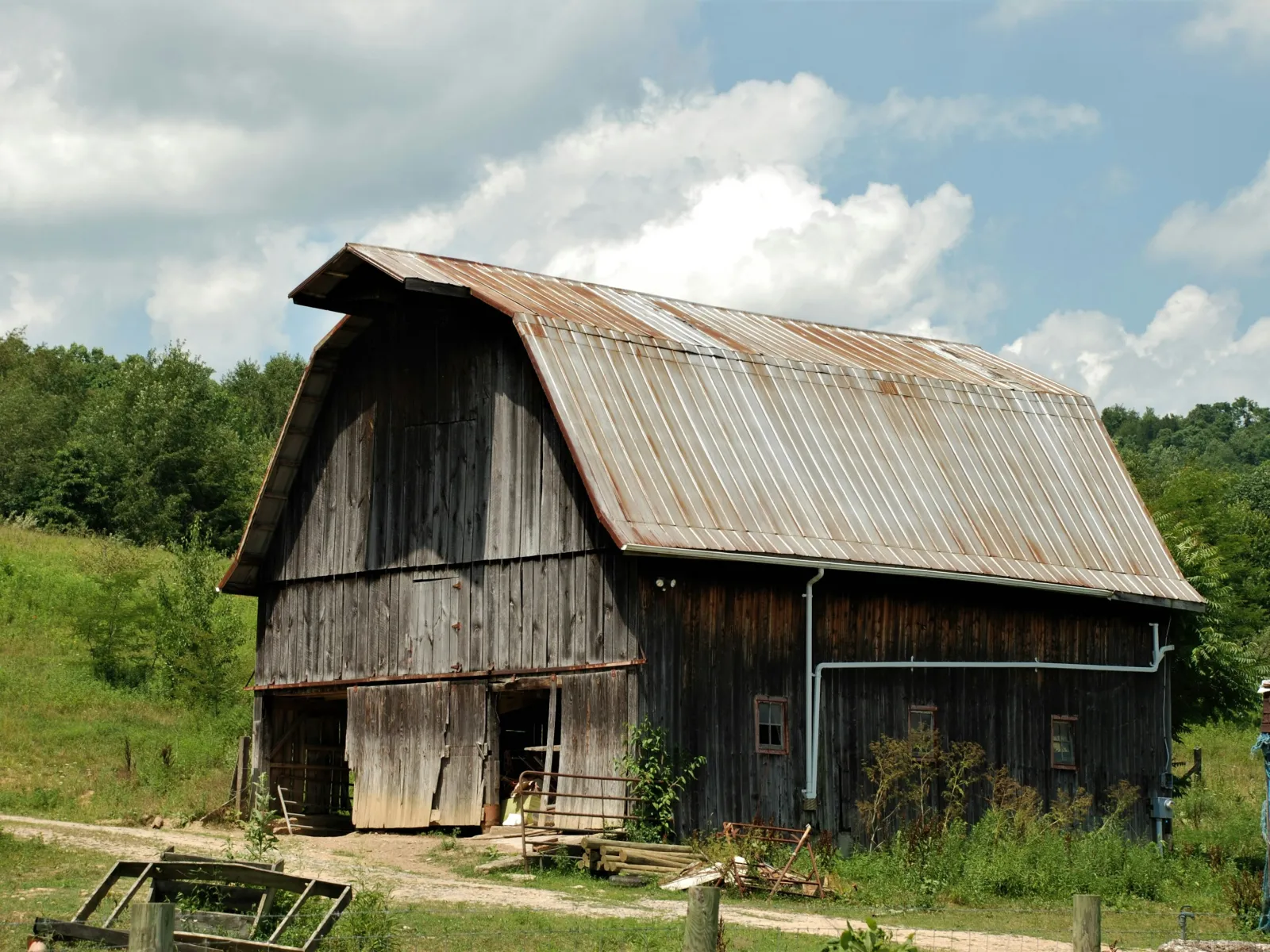 Residential and Commercial Inspection in Hillsboro, Hillsboro Home Inspections, Hillsboro Home Inspector, a home pro inspector in Hillsboro, FAA Certified Drone Inspections in Hillsboro, Sewer Scope Inspections in Hillsboro, FAQs