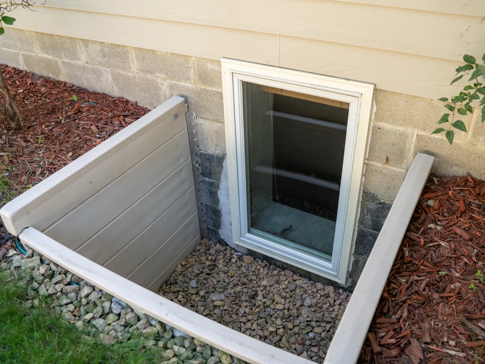 a window in a wall,  Radon Detection, Radon Testing, Radon Ancillary Service, Harmful Radon, Atlanta Home Inspection, Home Inspector Atlanta, radon testing, radon gas
