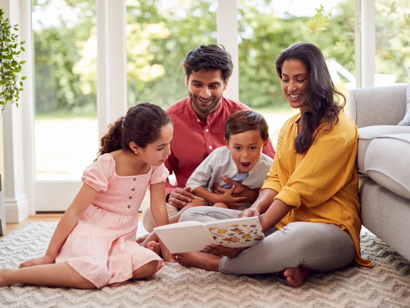 A family thinking about child support in Johns Creek Georgia