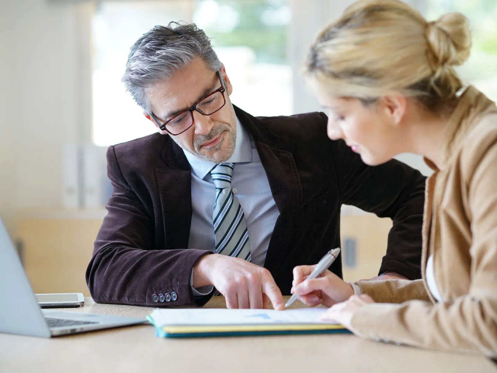 What should you bring to your first meeting your divorce lawyer?