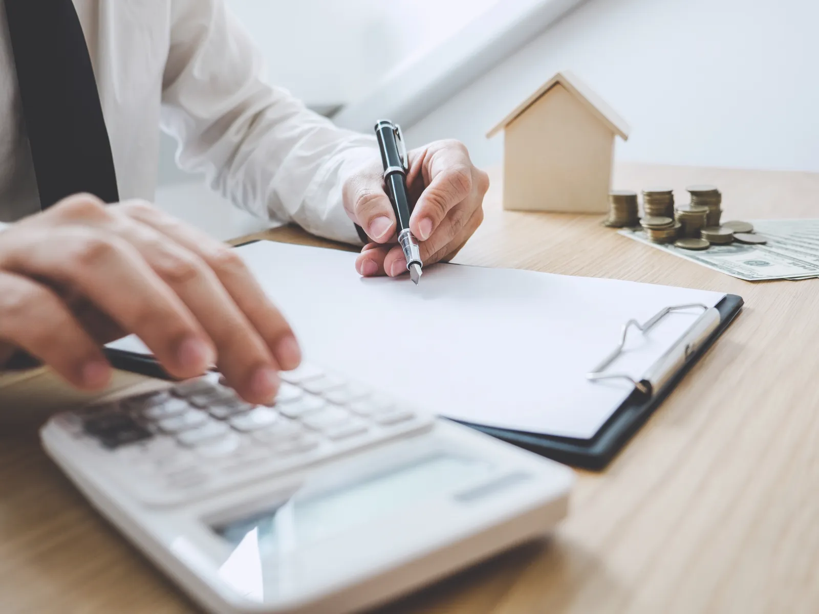Calculating divorce costs.