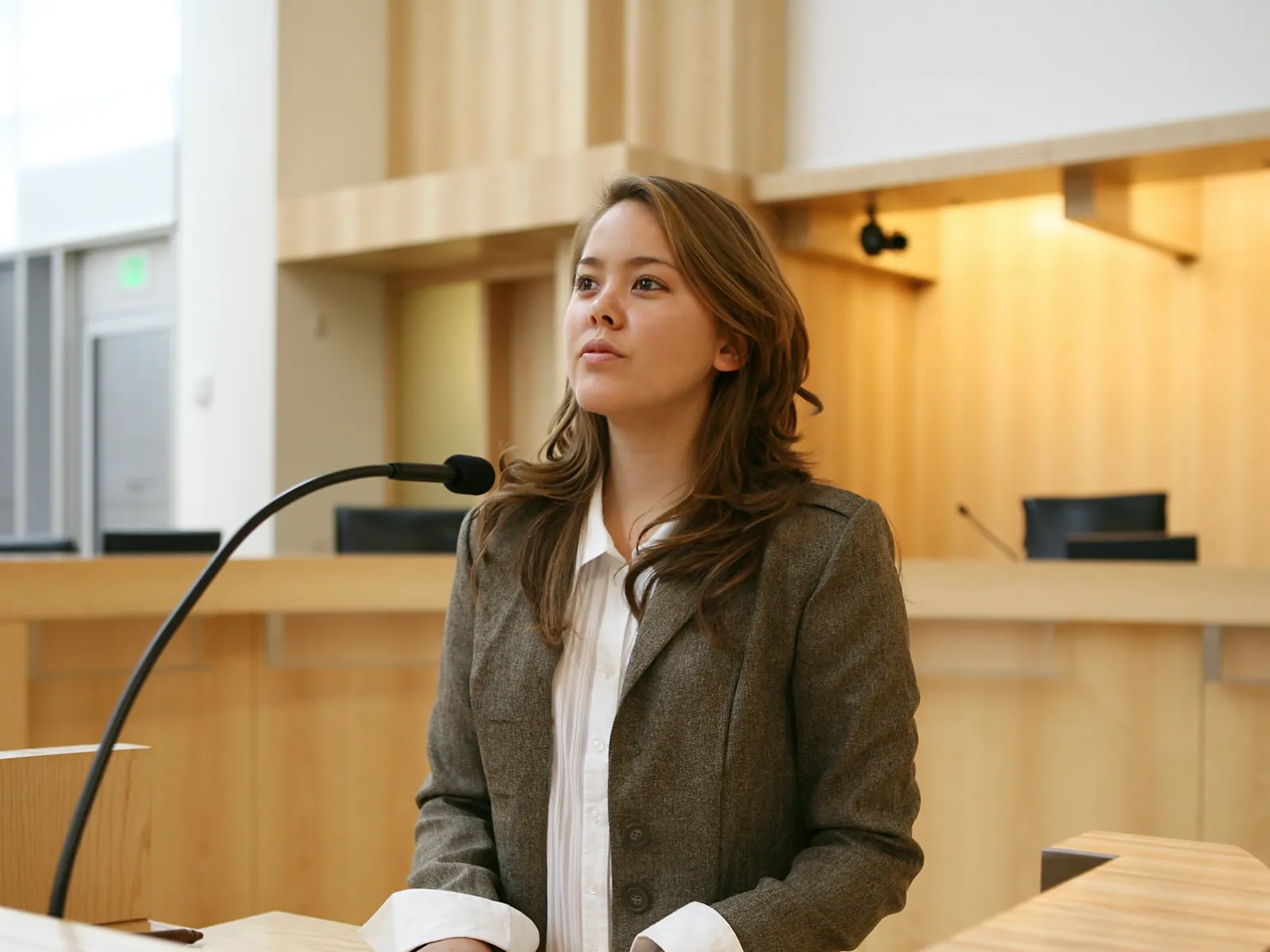 A witness about to give testimony in a divorce trial.