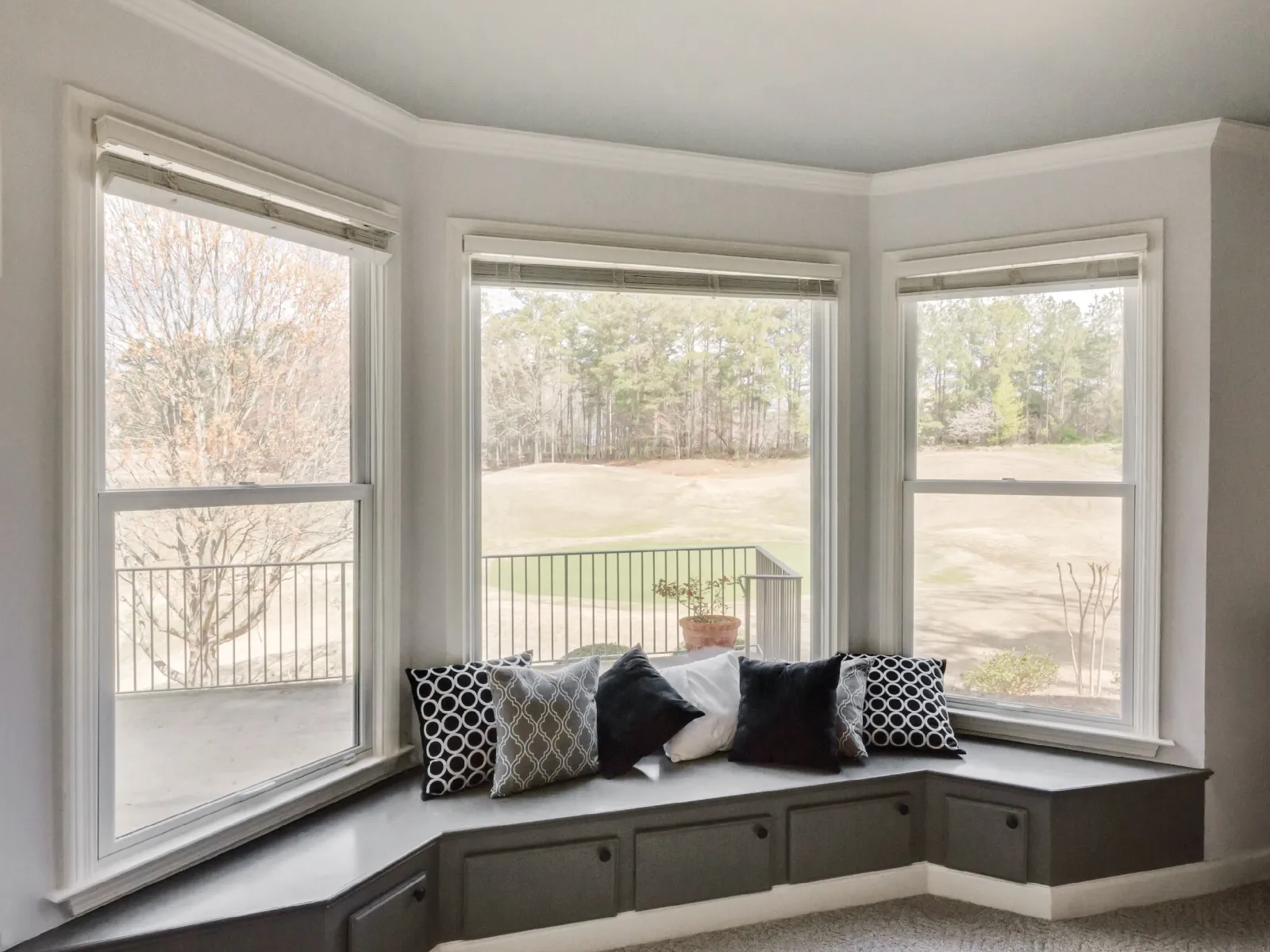 bay window with seating area