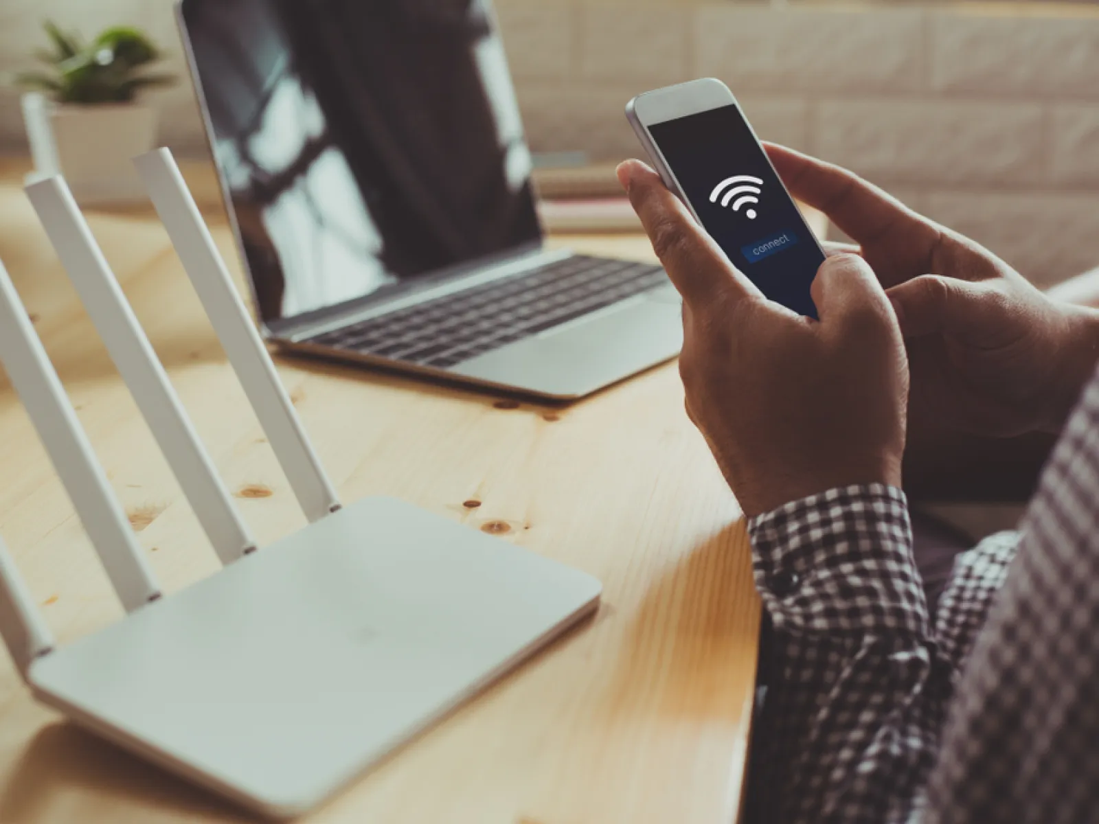 Professional Wifi Connectivity Solutions - Divergent Technology