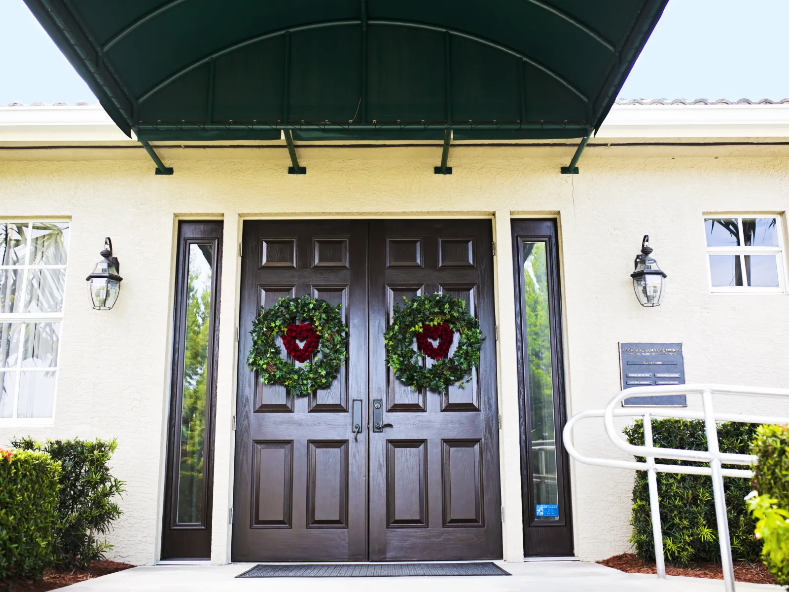 Funeral - Cemetery - Cremation | Treasure Coast Funeral Home & Crematory