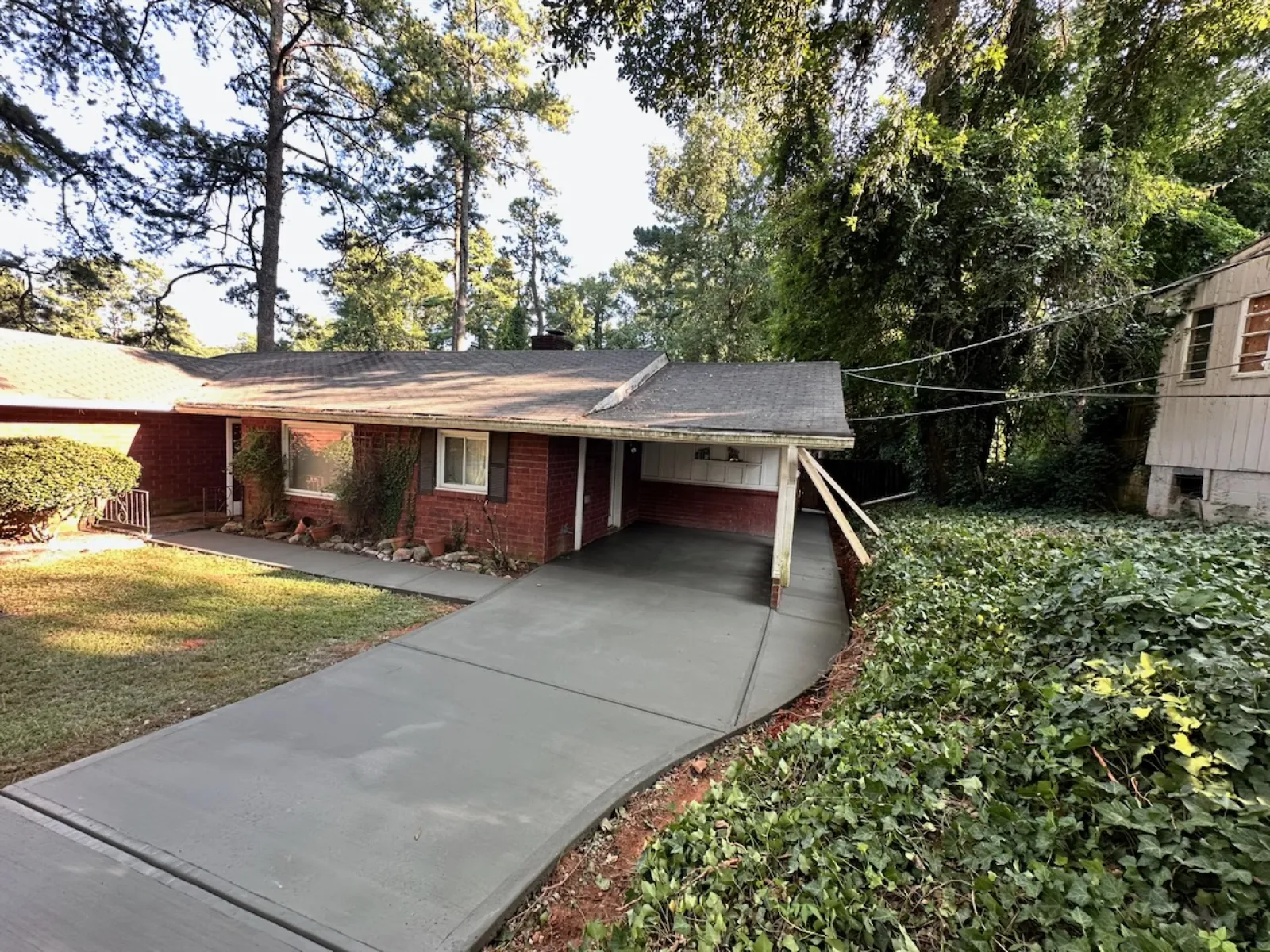 a house with a driveway