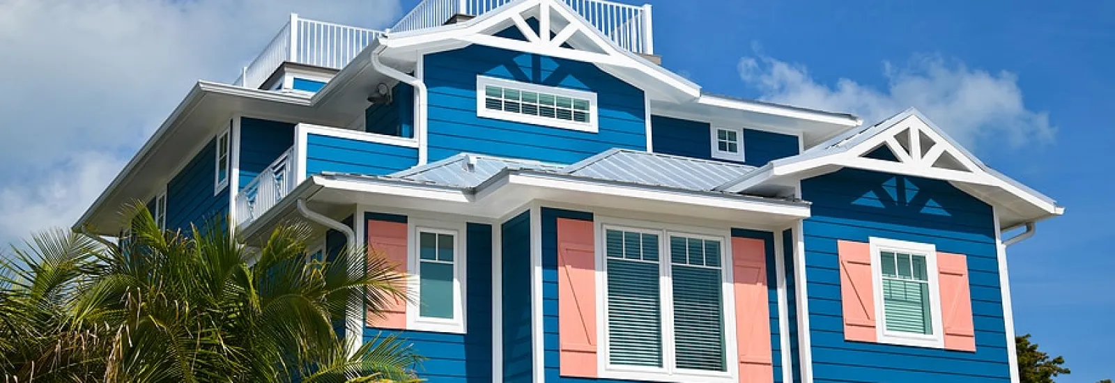 What is the Best Type of Roof for a Beach House in Florida?
