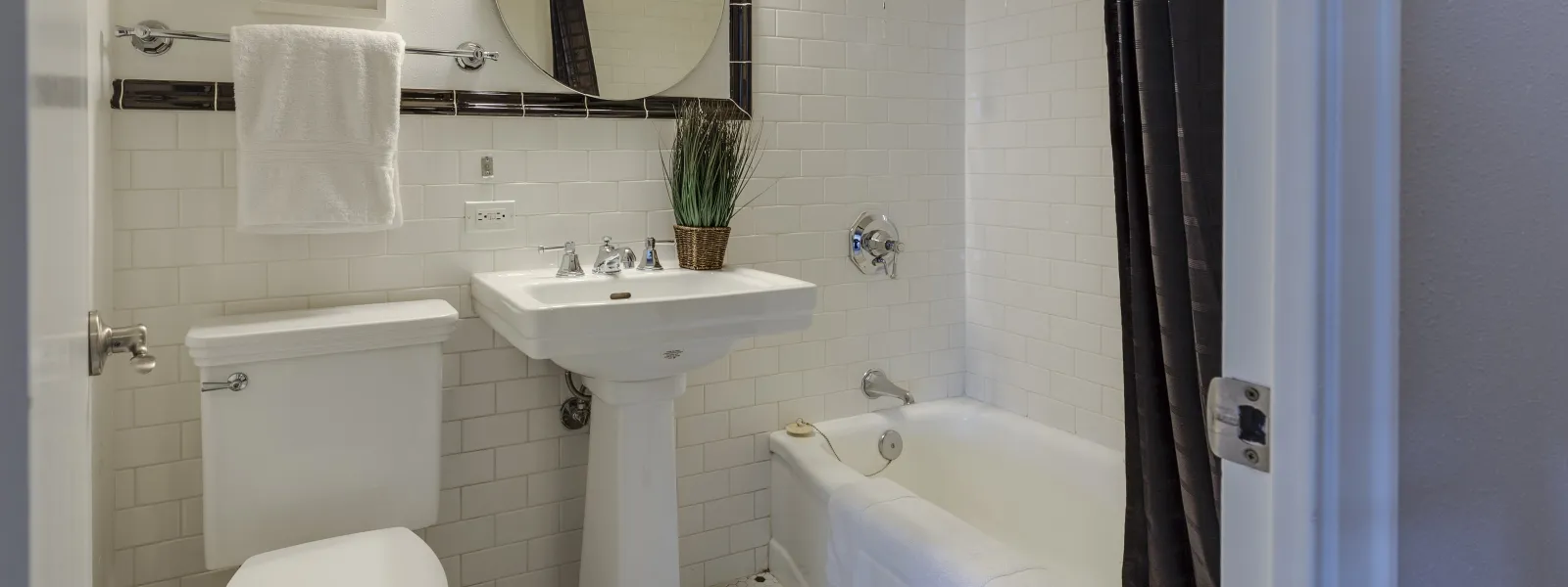 How Long Does It Take to Remodel a Small Bathroom?