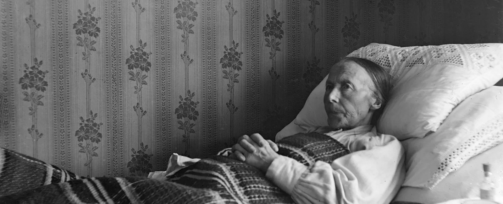 elderly nursing care versus home care