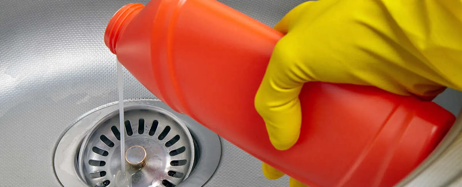 5 Commonly Used Drain Cleaning Chemicals