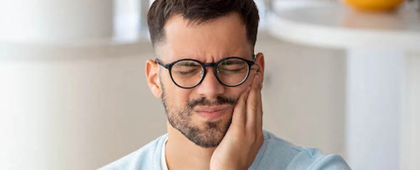 Enjoy Cold Summer Treats by Treating Your Sensitive Teeth