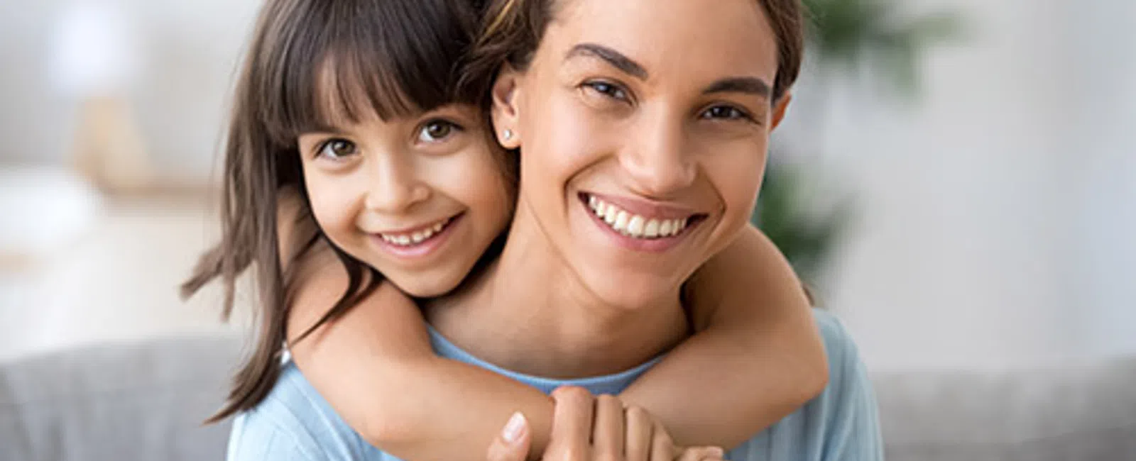 How Pregnancy & Motherhood Affect Your Oral Health