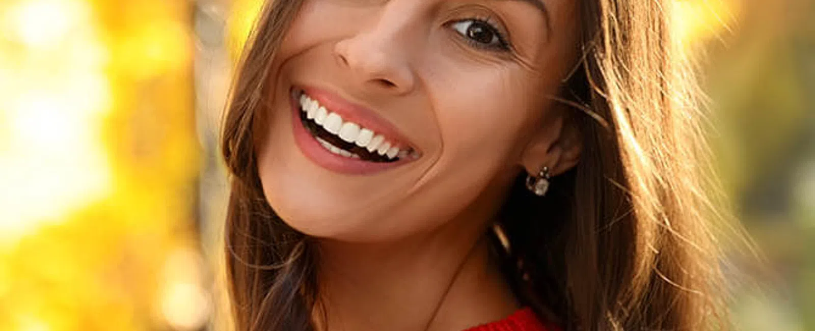 Start Invisalign This Summer & Smile Confidently Soon