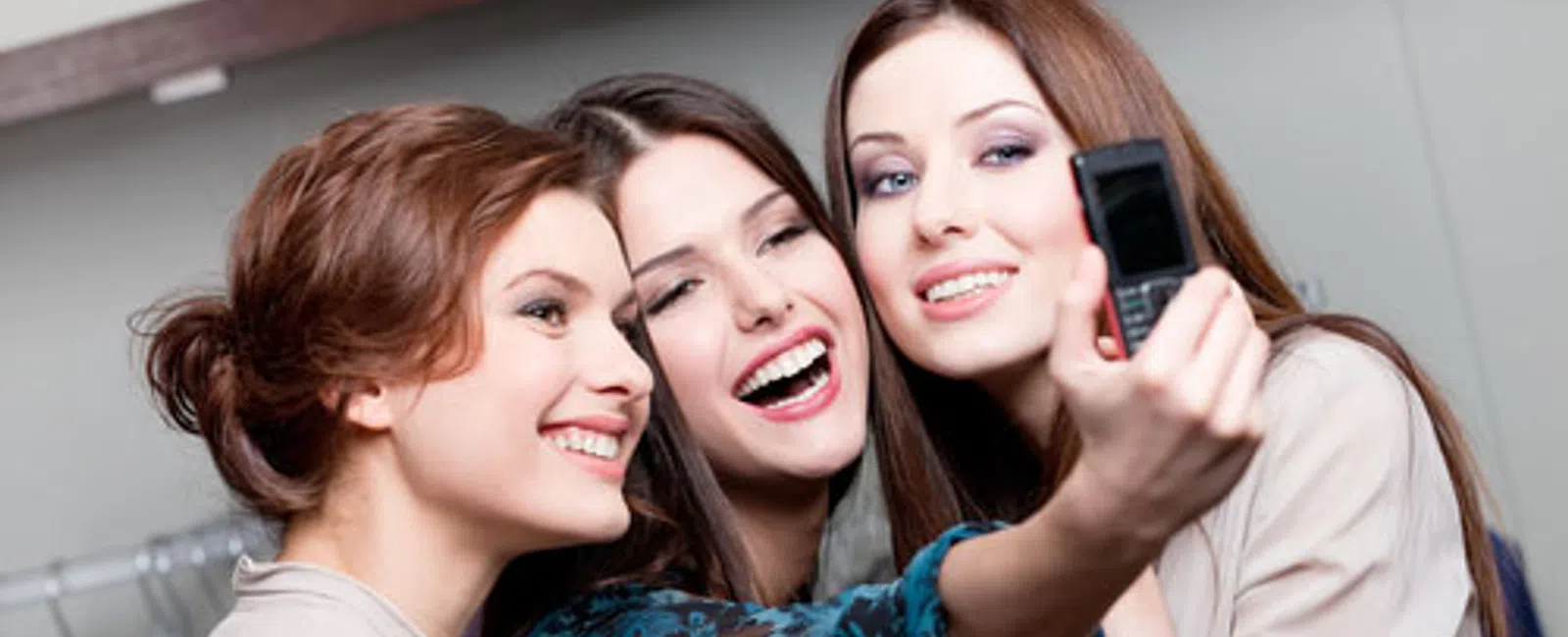 Have a Great Smile Before Your Holiday Photos