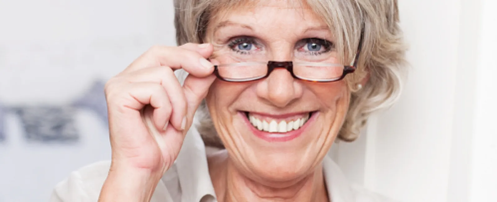 New Teeth: Schedule Your Smile Makeover