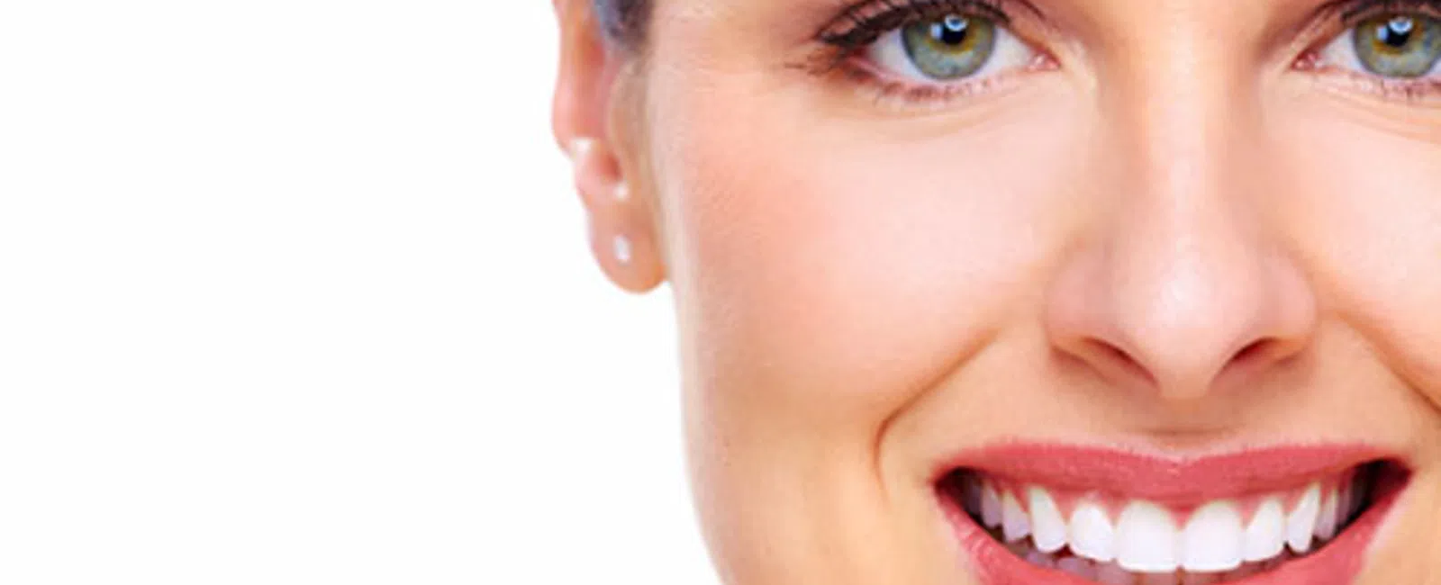 Unwrap the Joy of a Bright Holiday Smile