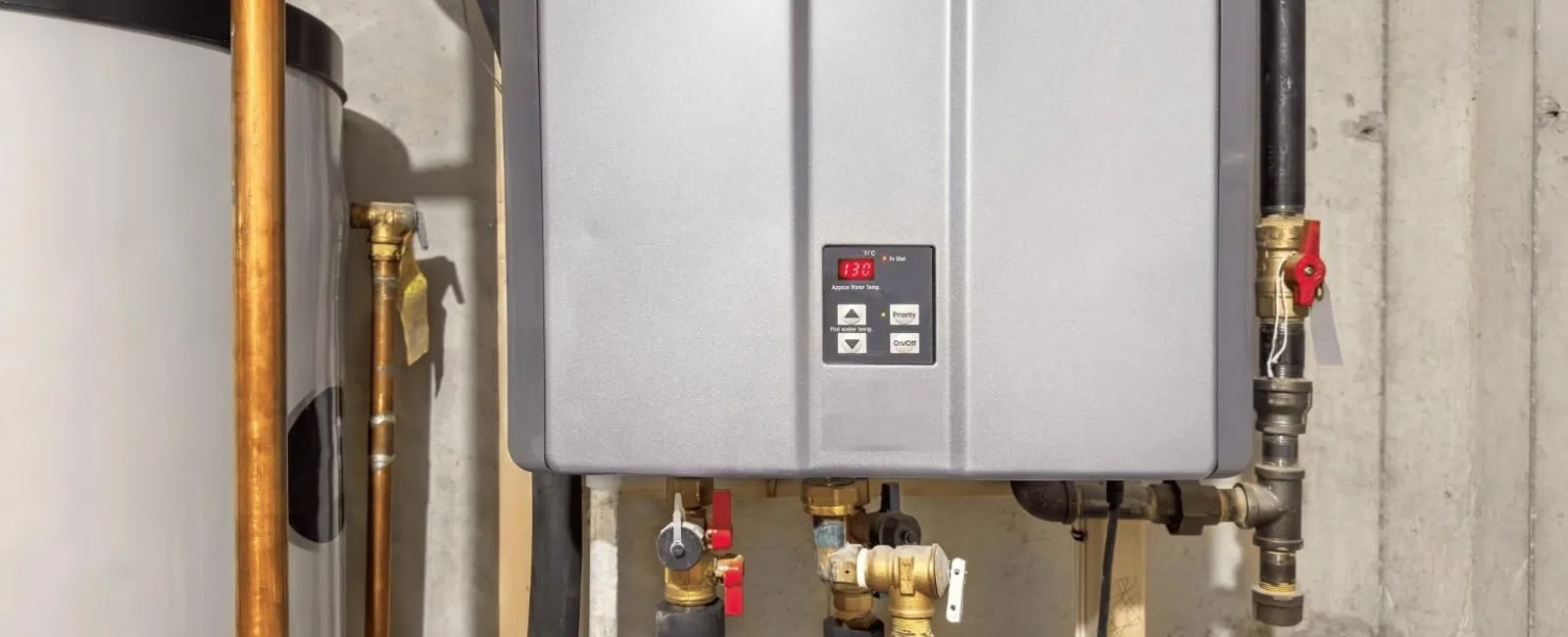How a Tankless Water Heater Heats Your Water Instantly