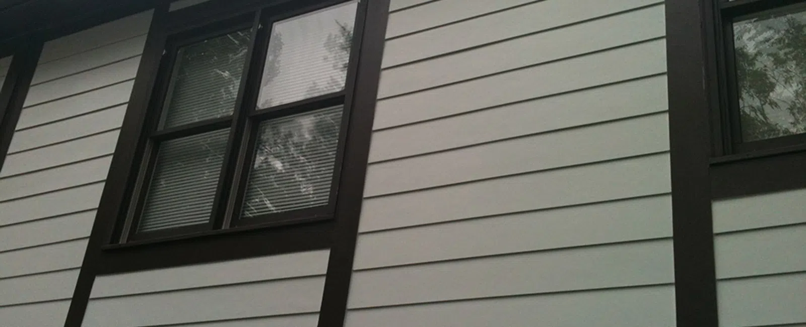 Fiber Cement Siding Pros and Cons