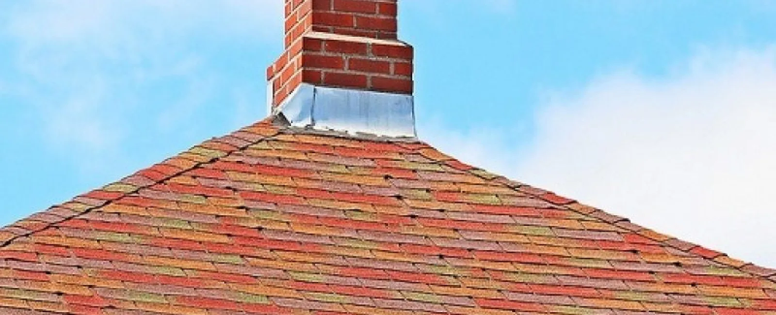 What Roof Shingle Colors to Choose on Your Home and Which to Avoid