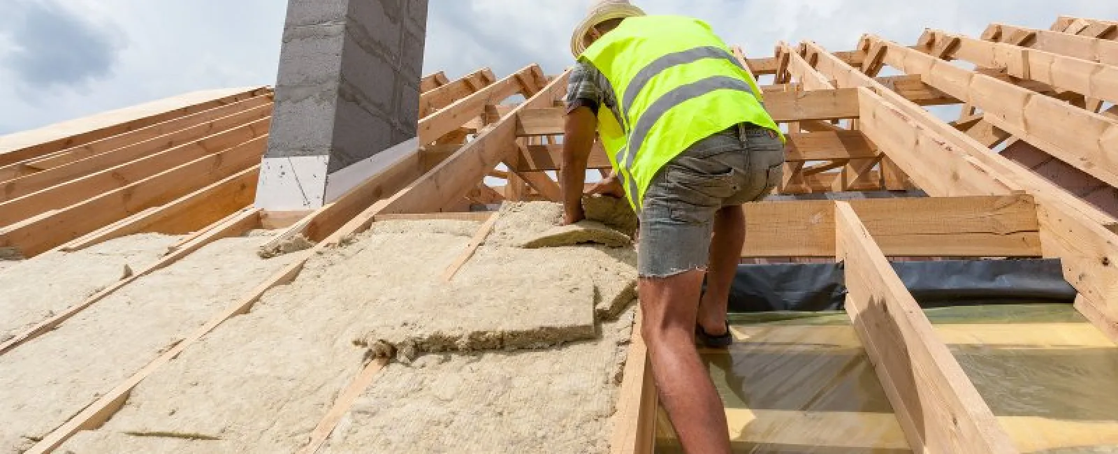 Why A Roof Project Is the Best Time for New Attic Insulation