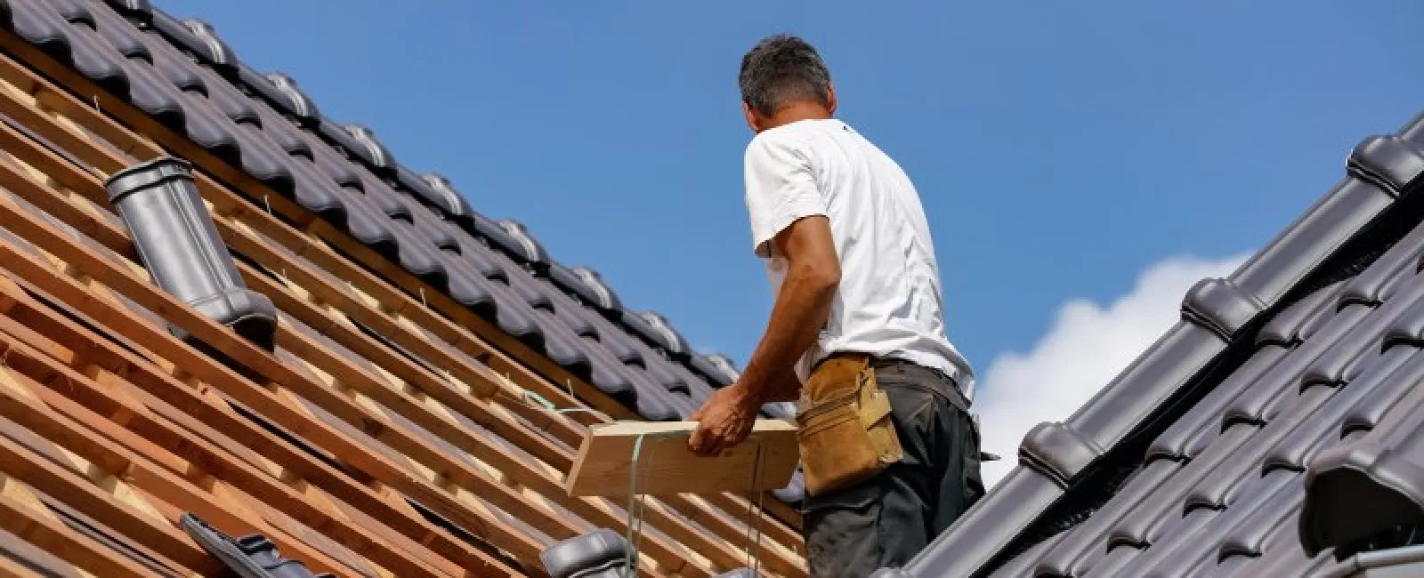 Things to Look for in Roofing When Buying a Home
