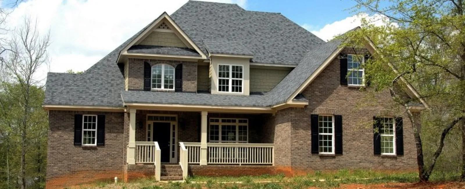 Main Types of Services Provided By Roofing Contractors