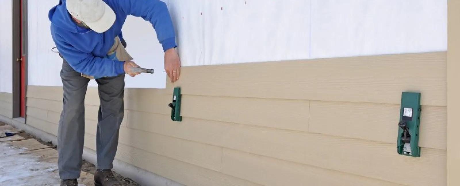 Warped Cement Siding: How to Deal With the Problem