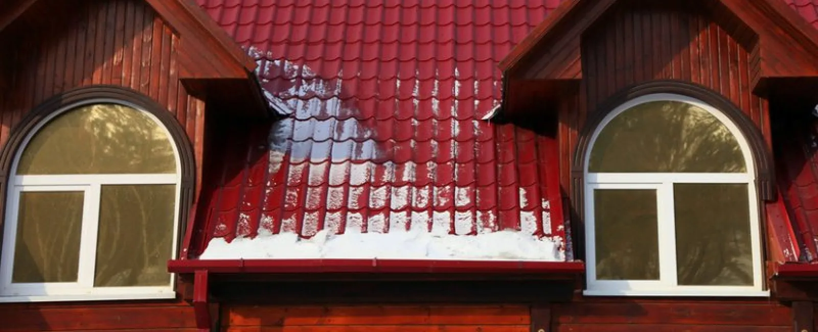 It’s Wintertime: Is Roof Repair Possible?
