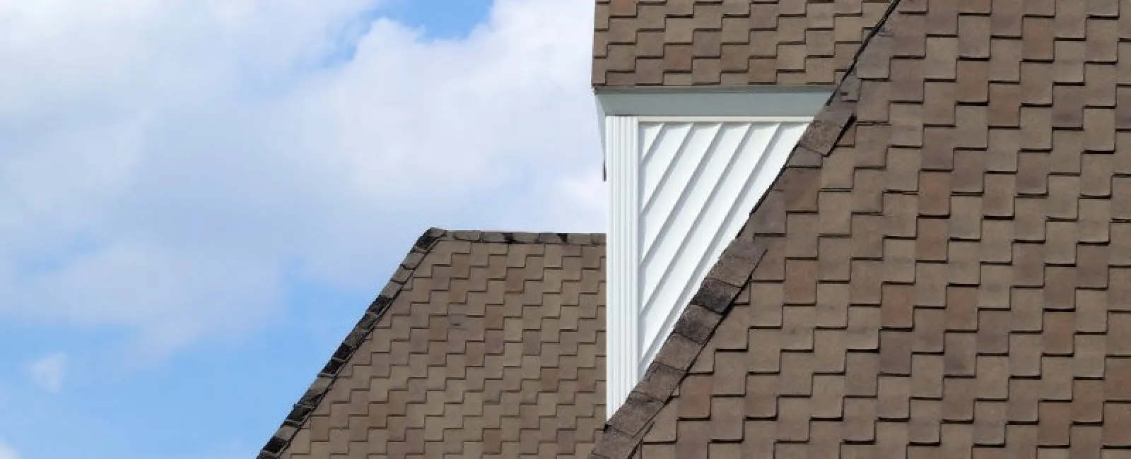 How to pick the best roofing shingles for your home