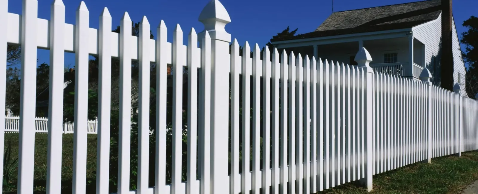 The Pros of Polyvinyl Chloride Fences and What to Consider 