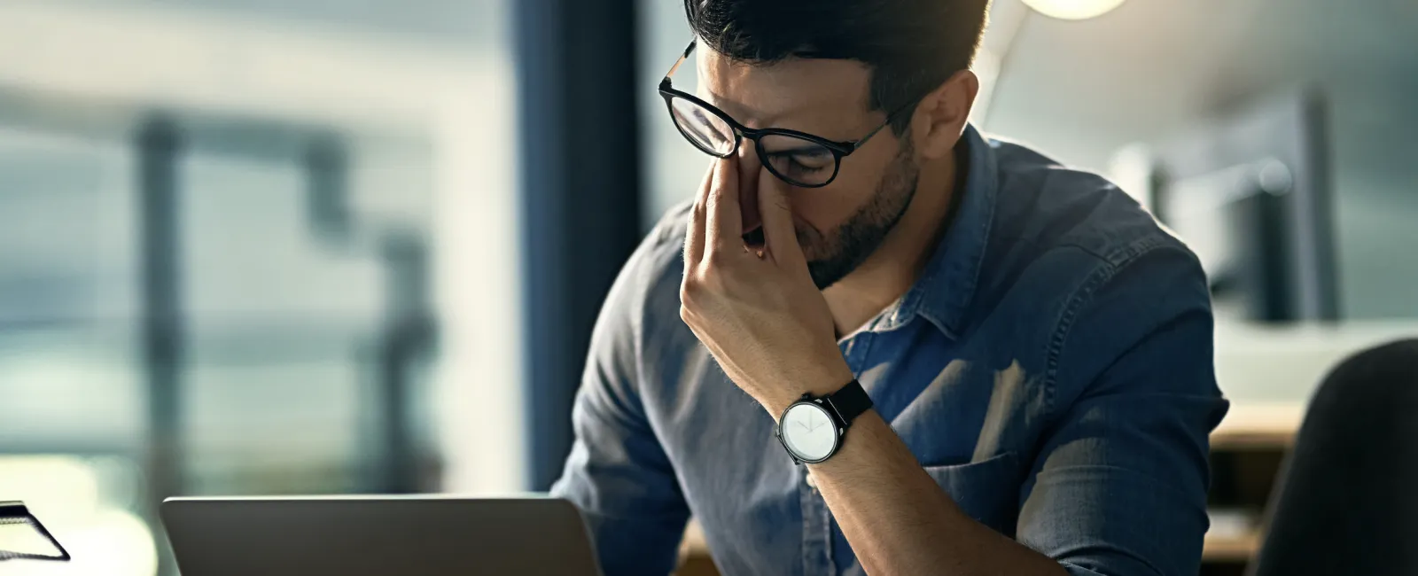 Business owner frustrated with slow reactive IT support from their Managed Services Provider