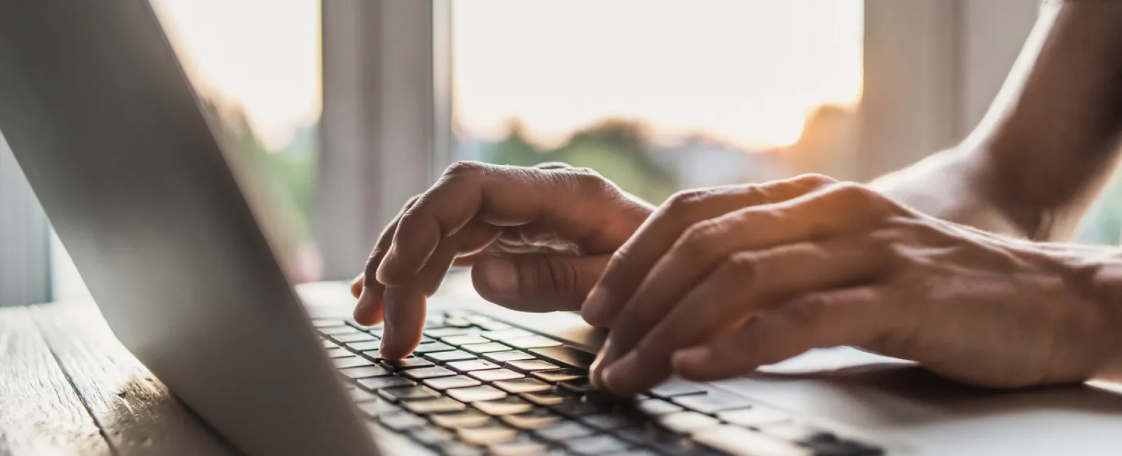 Carl Reynolds Law Provides Laptops For Students