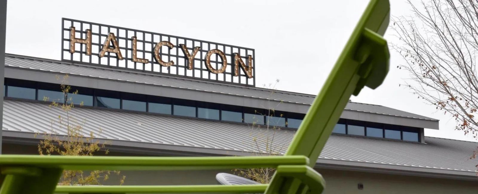 Restaurant Tables at Halcyon