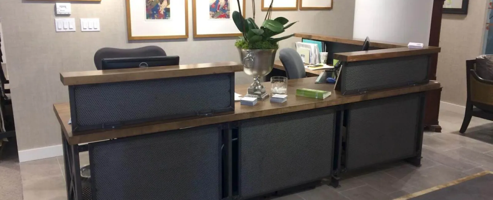A Good Reception Desk Matters