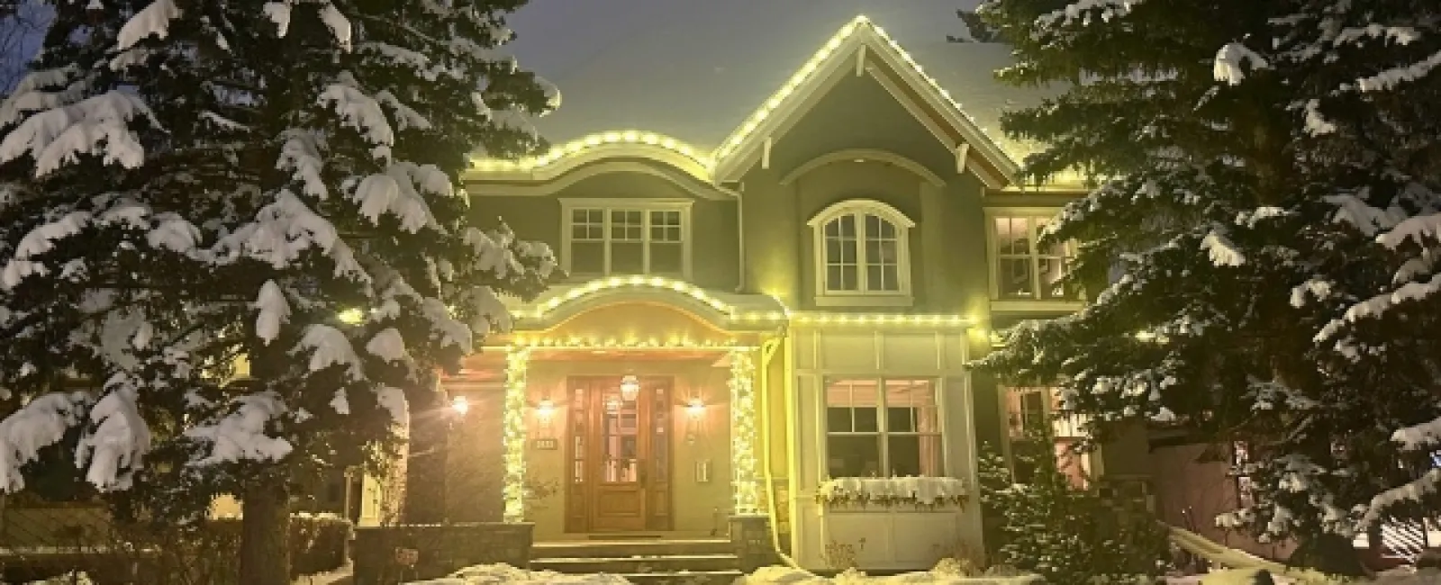 Holiday Light Installation: An In-Demand Seasonal Service