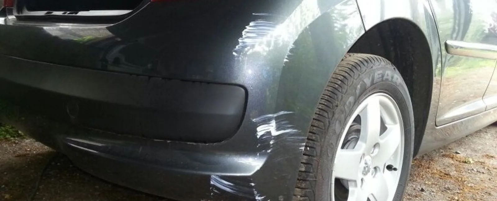 How an Automatic Car Wash Can Help Prevent Scratches