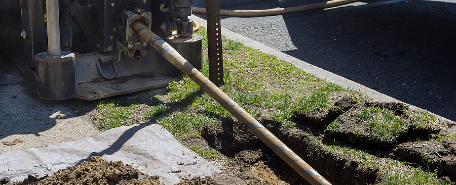 Why Trenchless Pipe Lining is a Better Option