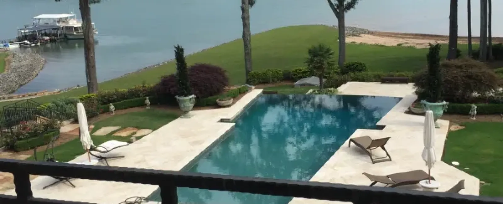 The Perfect Windows for a Lake Home