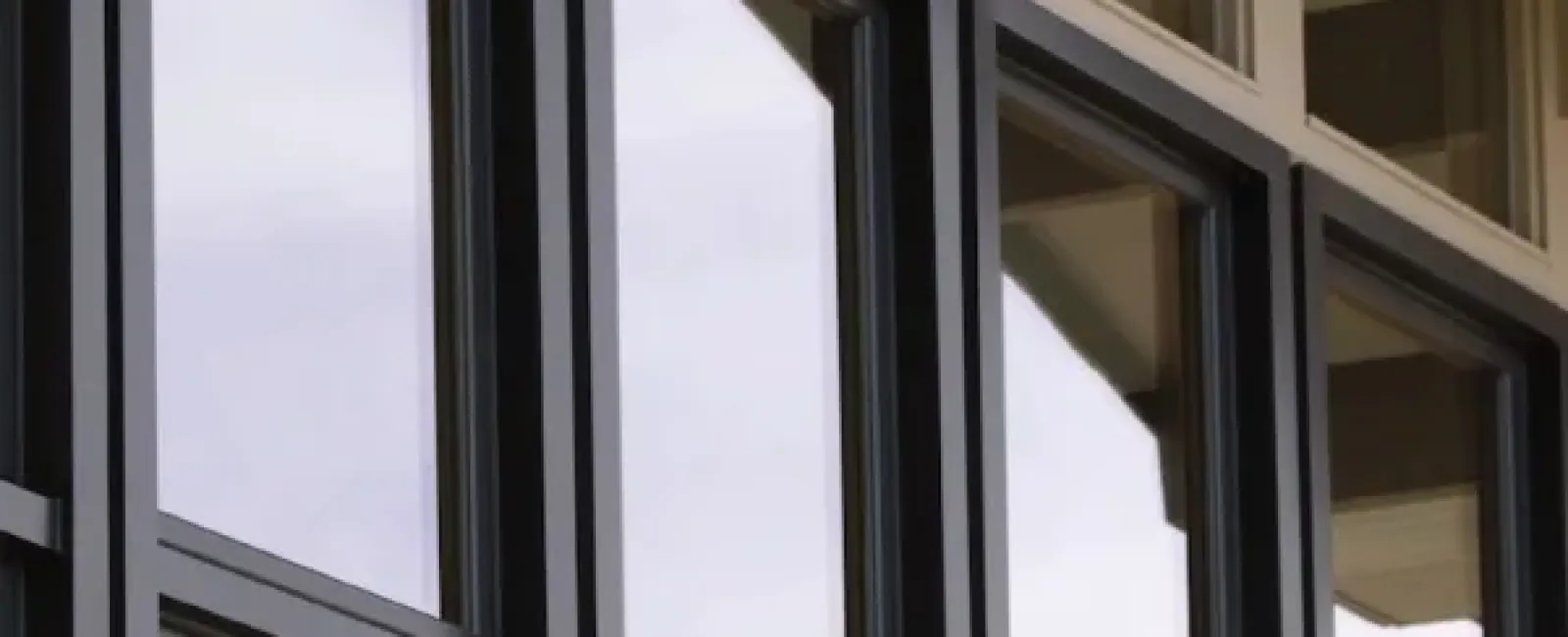 Picture Window Pros and Cons