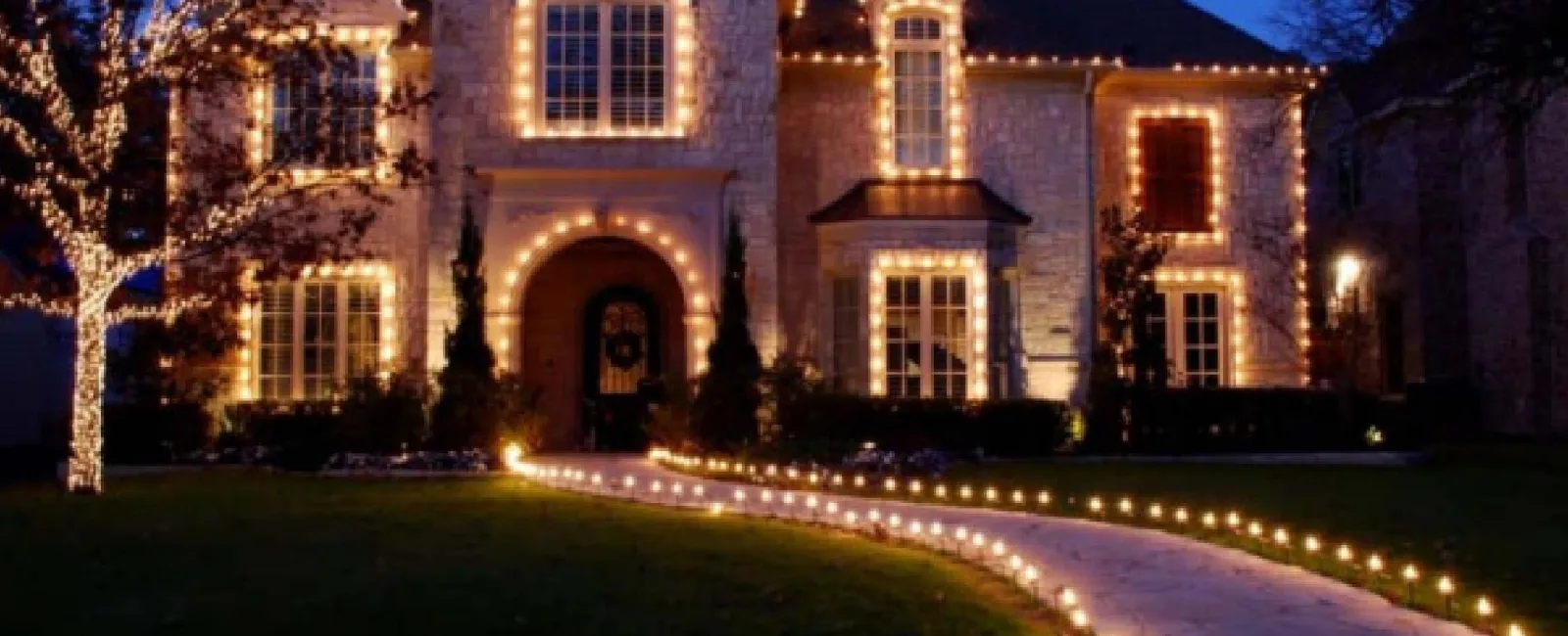 Decorate Your Home for The Holiday’s – Safely