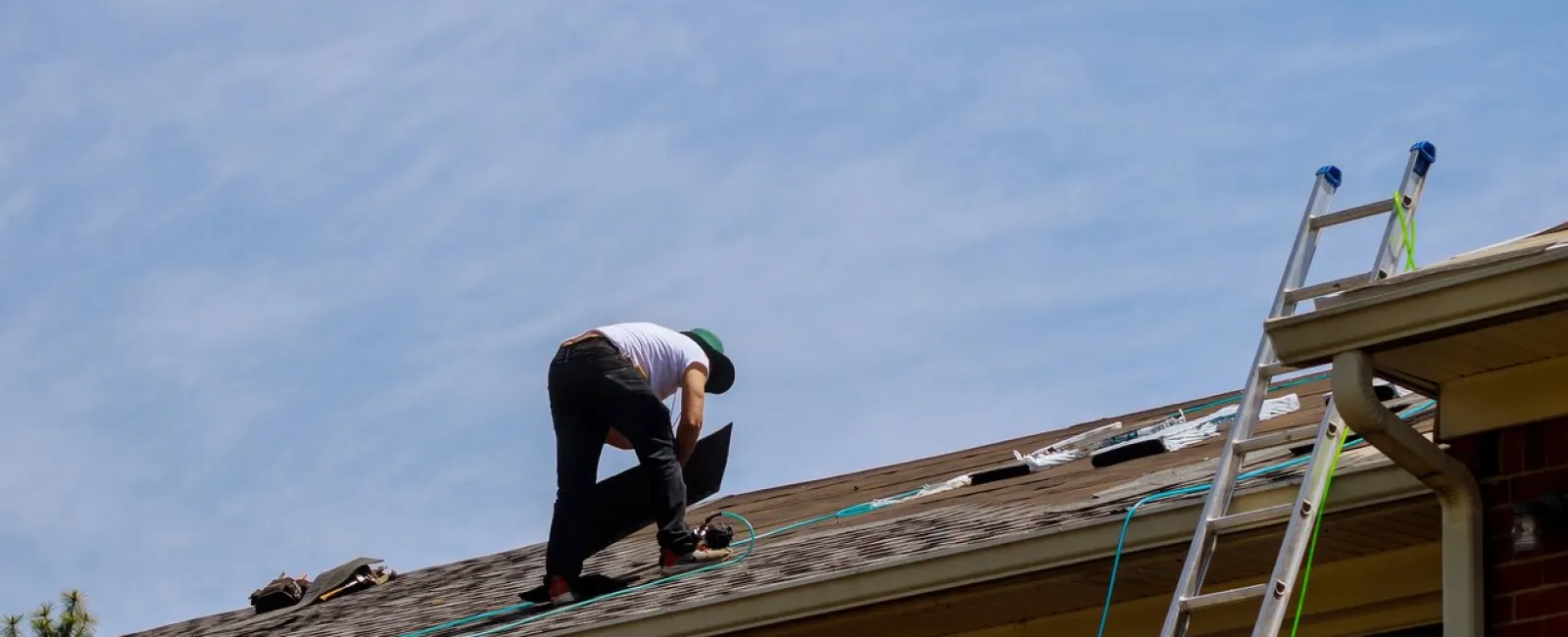 Detecting the Need for a Roof Replacement in Your Pelham Home
