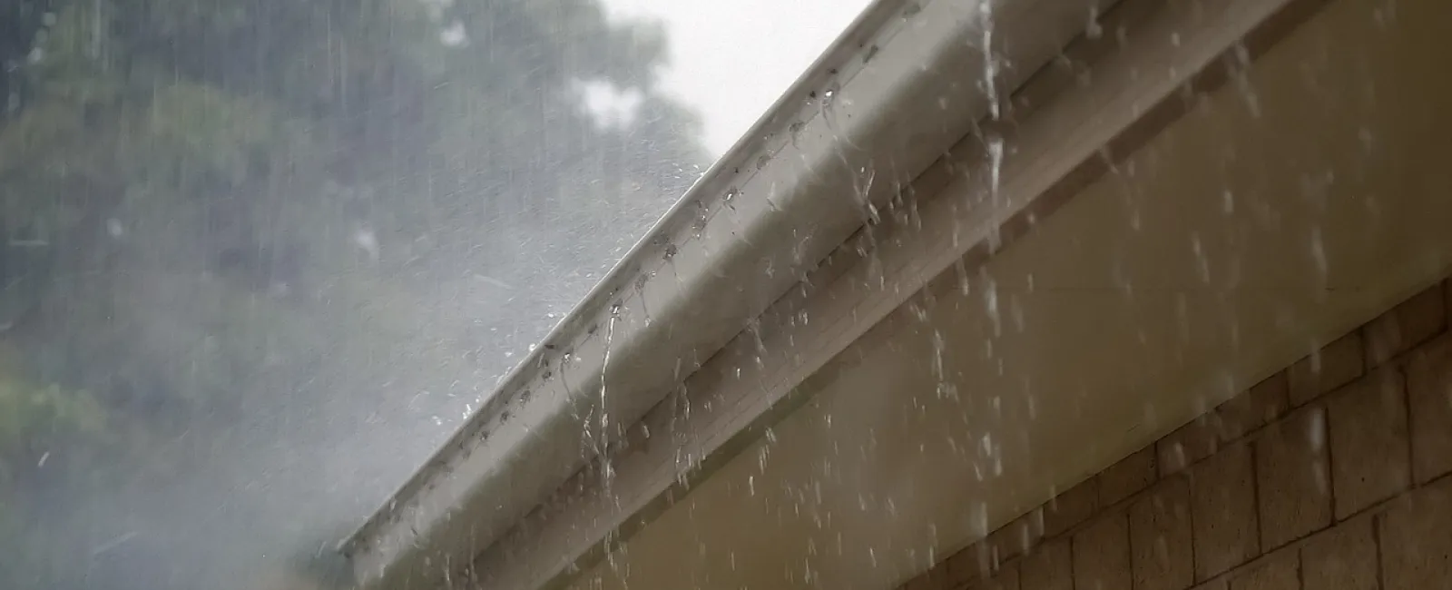 Birmingham: Preparing Your Roof for Heavy Rainfall and Storms: A Comprehensive Guide