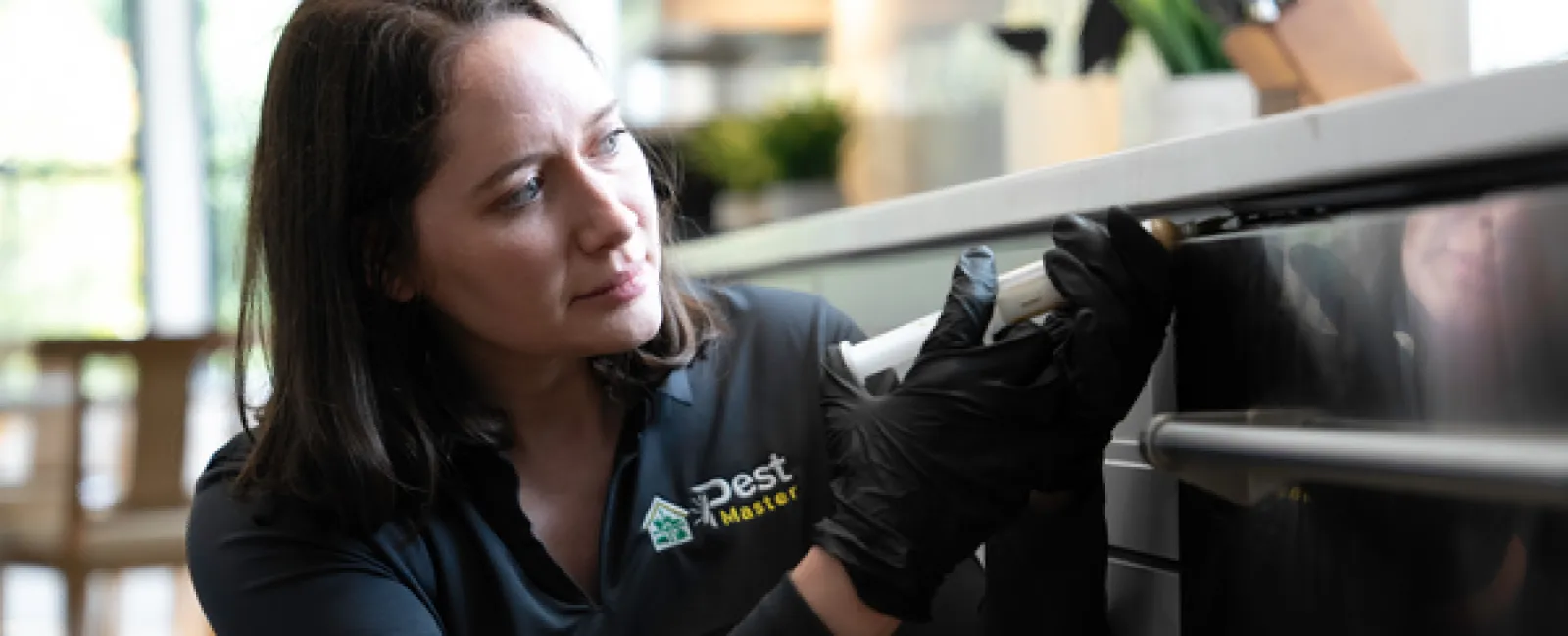Standout Female PestMaster Owner