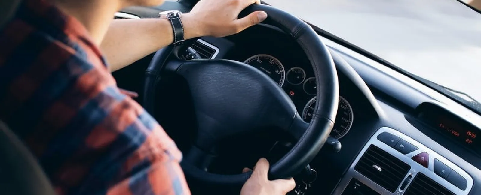 How to Teach Your Teen To Drive: A Guide to Teaching Your Teen Safe Driving