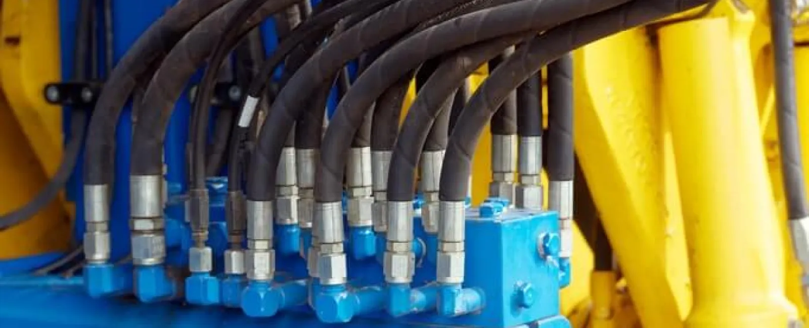 When to Repair, Replace, or Rebuild Hydraulic Equipment?