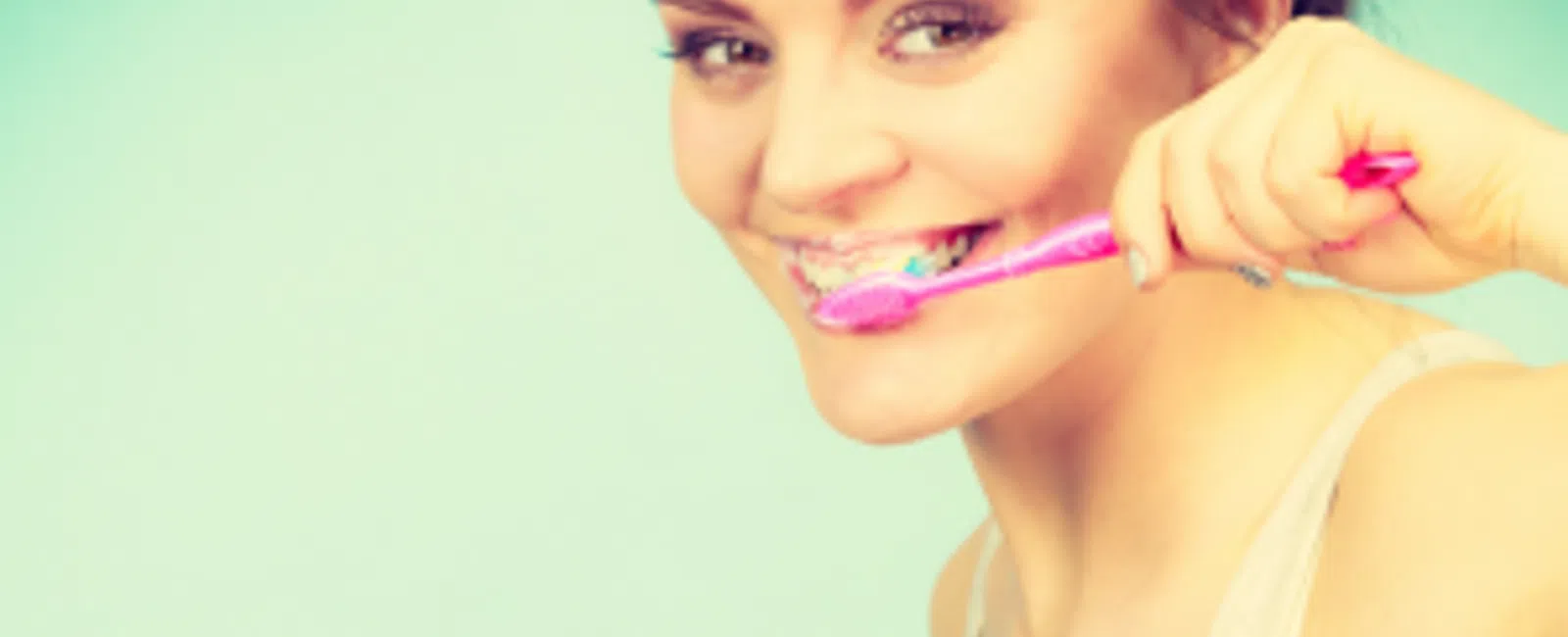 5 Reasons Why Your Teeth Are Changing Color